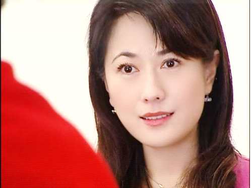 缤丽为你传授47岁戈伟如"不老仙妻"之道