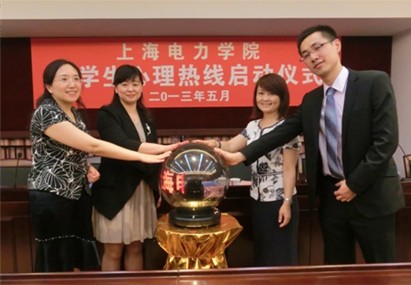 《我为歌狂》奇招频出抢收视