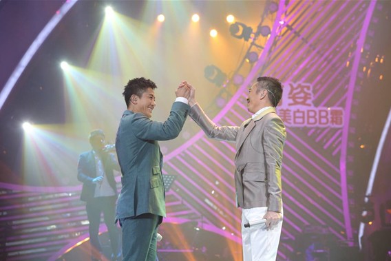 《我为歌狂》毛宁麦子杰“友情”惹人疑