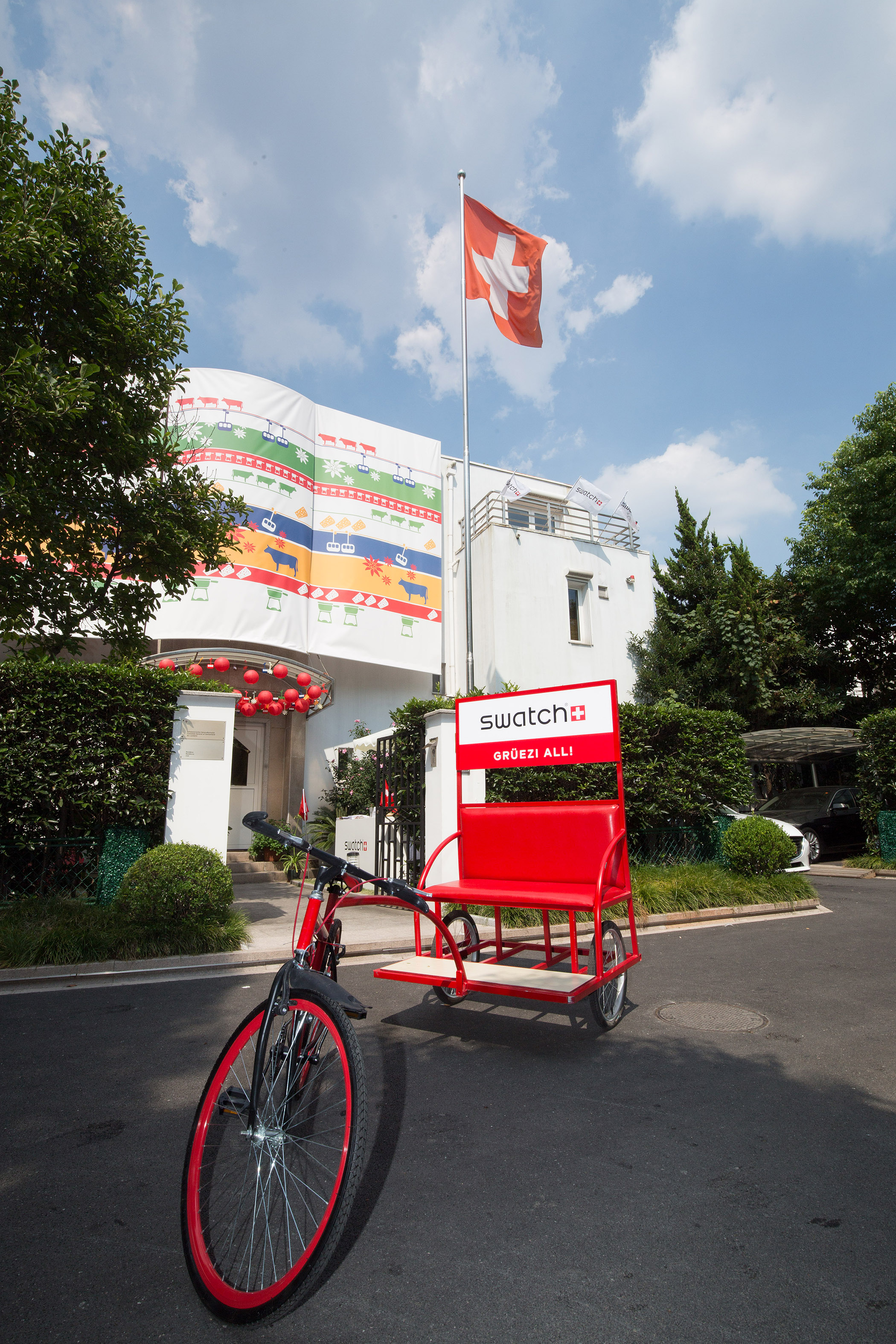 GRüEZI ALL! 庆祝瑞士国庆—— 斯沃琪2015秋冬系列全新上市